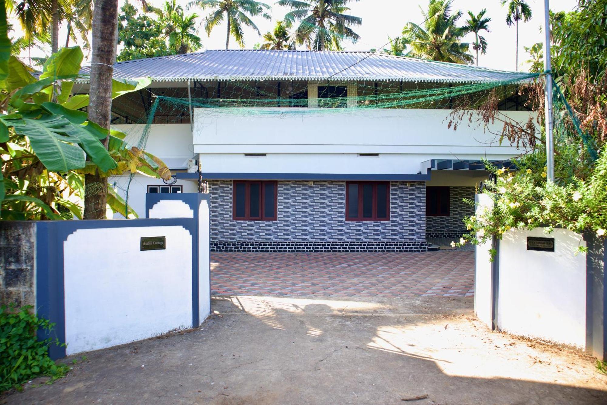 Ambili Riverfront Villa With Party Hall Irimbranallur Luaran gambar